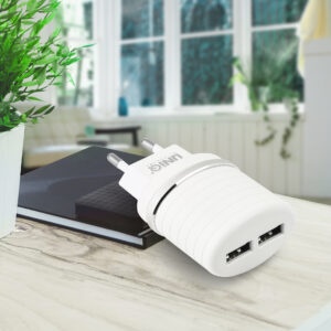 UNIQ Accessory Dual Port 2.4A travel charger - Micro USB Wit (CE)